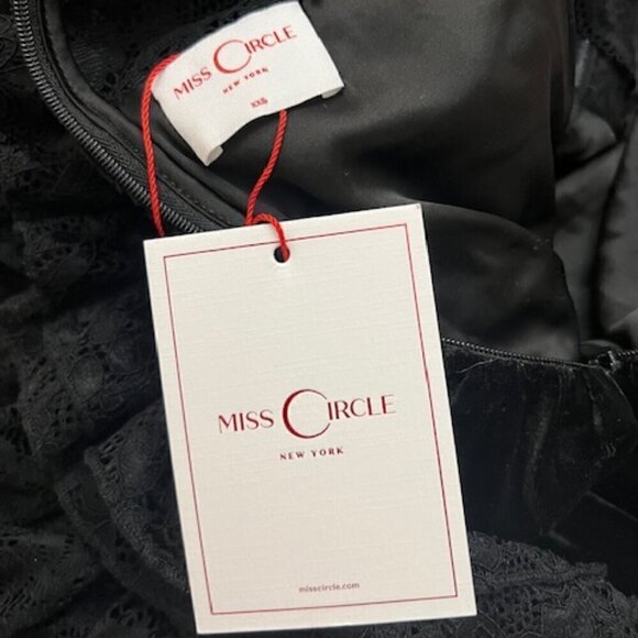 Miss Circle Nadina Black Lace Velvet Mini Dress Size XXS - Picture 6 of 7